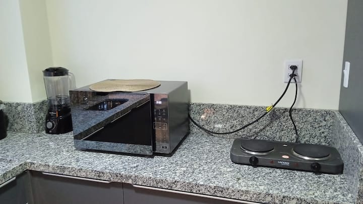 Eletrodomésticos da cozinha: micro-ondas e cooktop